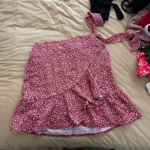 Side-Tie Loose Red Skirt